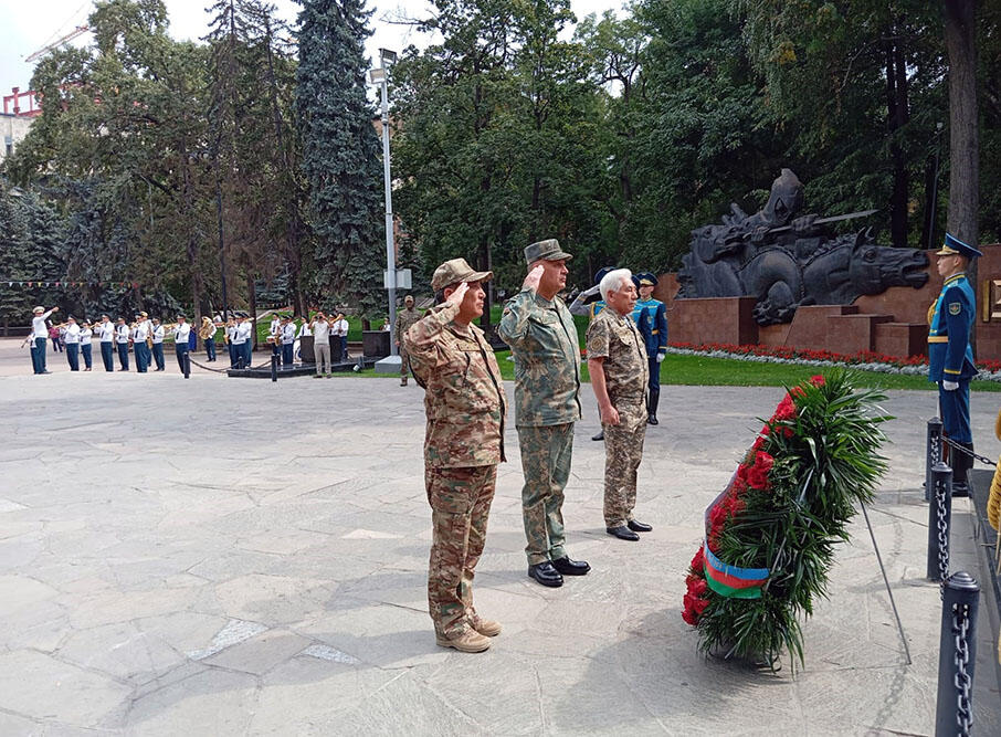 Начальники штабов Азербайджана и Казахстана провели встречу