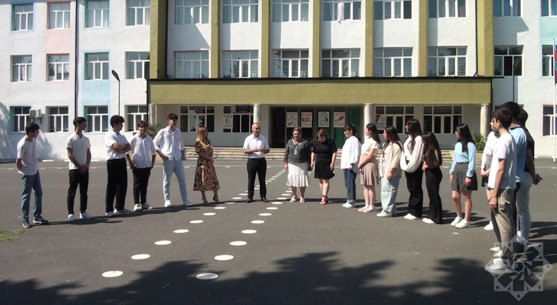 В Гахе весь класс успешно поступил в вузы