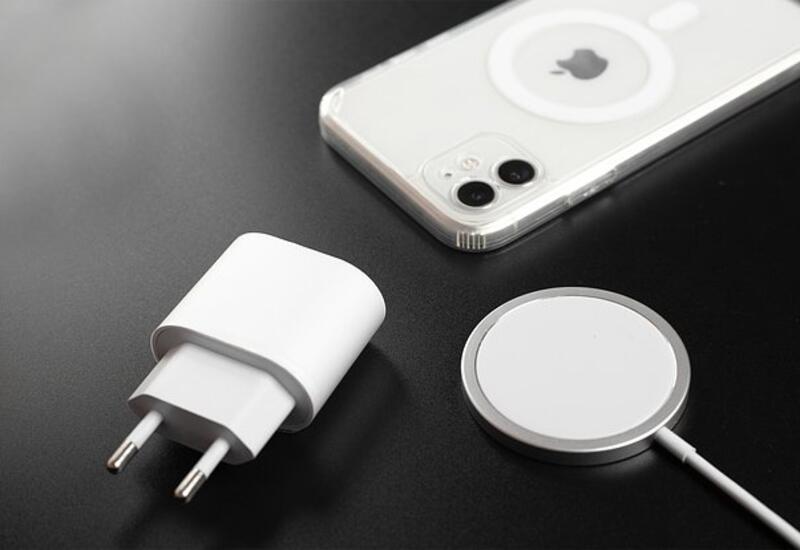 Запрет на беспроводные зарядники для iPhone в Китае
