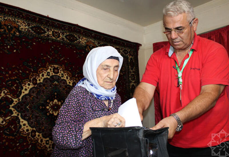 104 yaşlı seçici səs verib