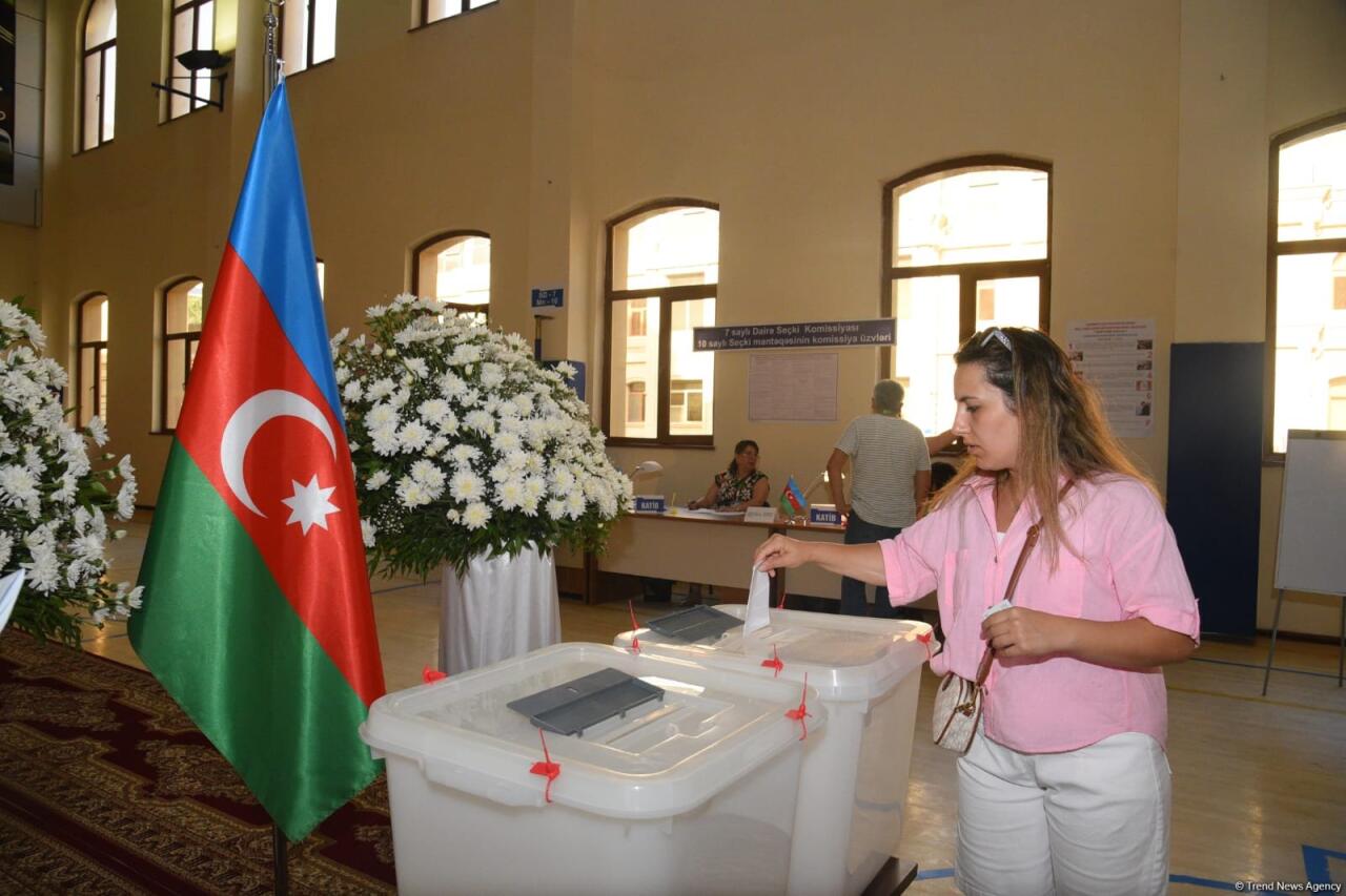 Məntəqələrdə ilk dəqiqələrdən seçici aktivliyi müşahidə olunur