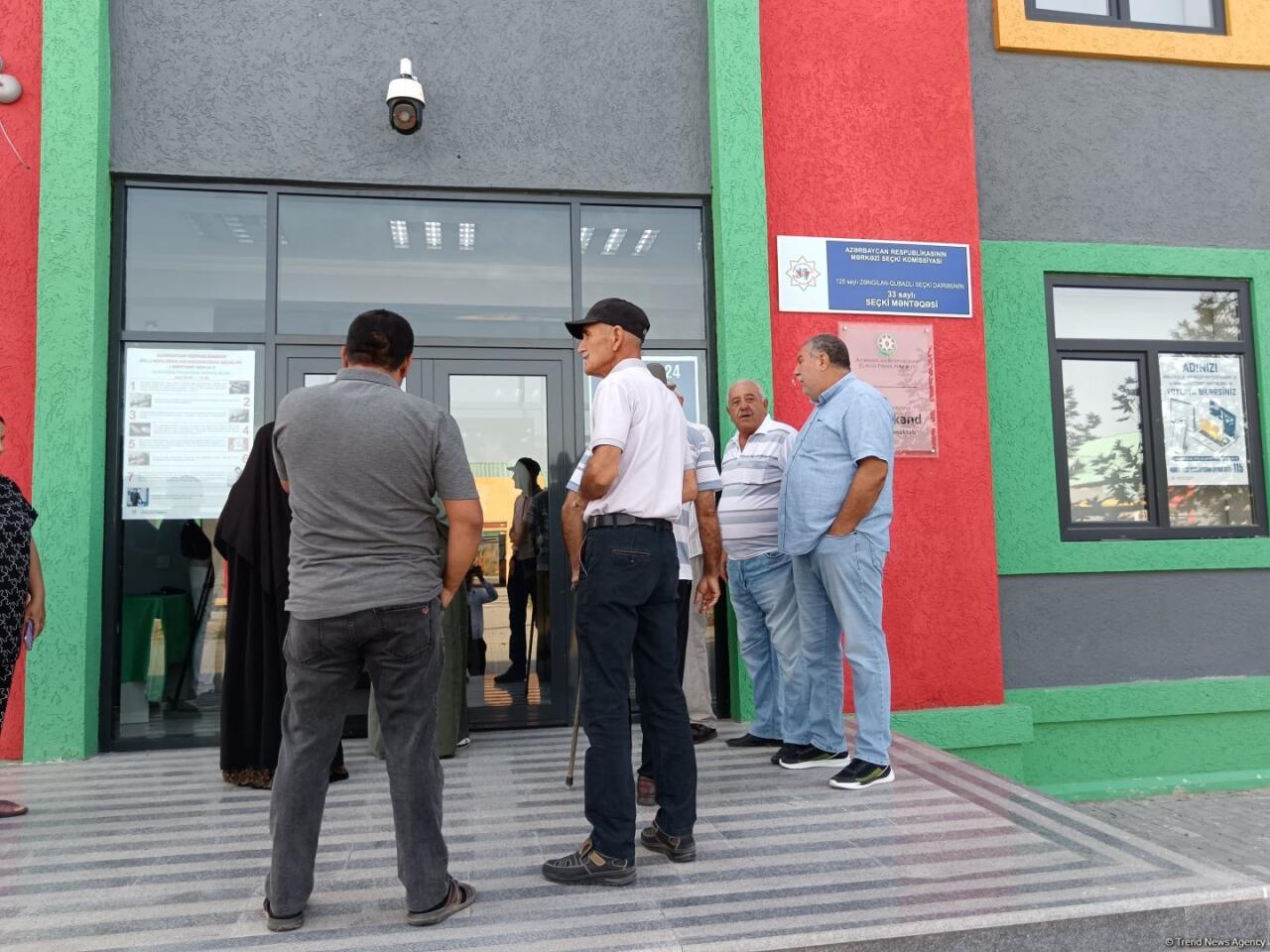 Население Зангилана голосует