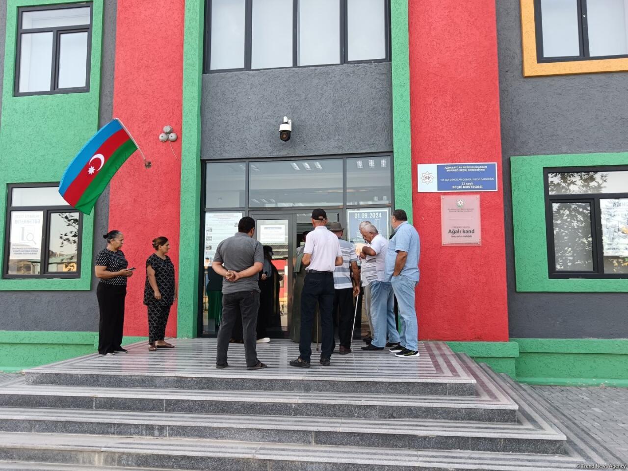 Население Зангилана голосует