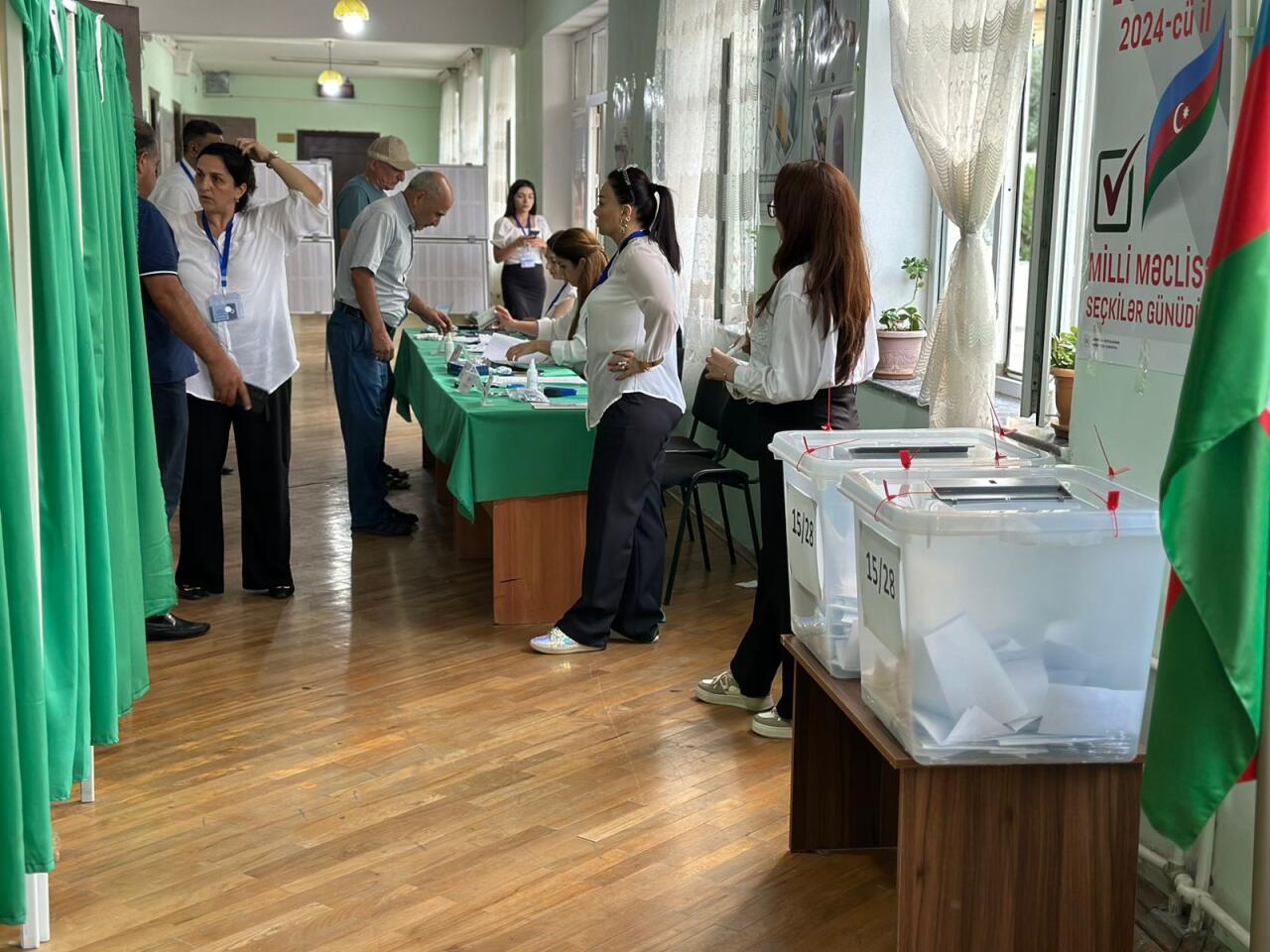 28 saylı məntəqədə 400-dən çox şəxs səs verib