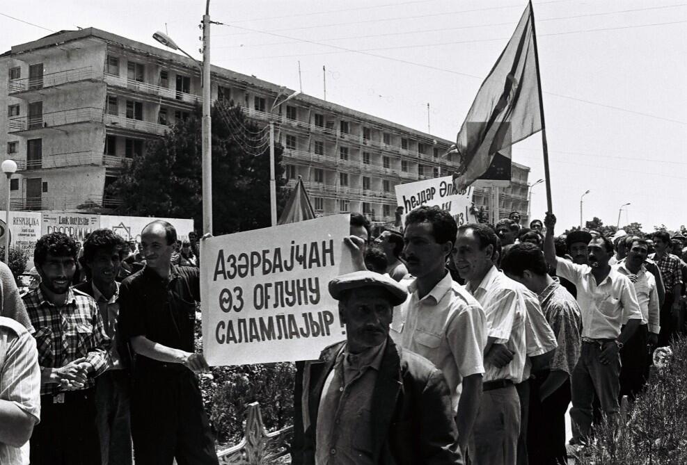 Ulu Öndərin xalqımız qarşısındakı ən böyük xidmətlərindən biri Azərbaycan dövlətçiliyini xilas etməsidir