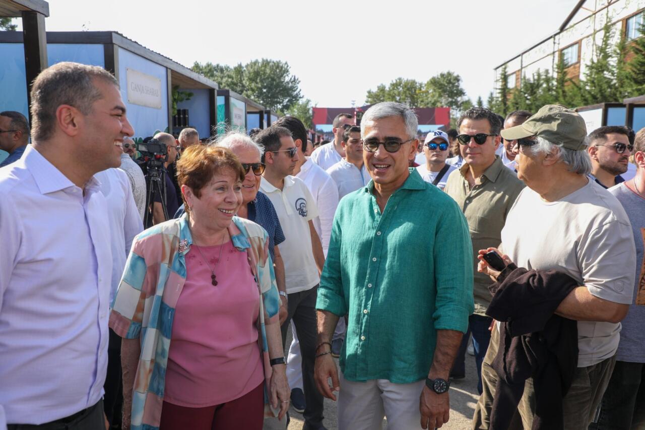 Фестиваль винограда и вина в Шамахы