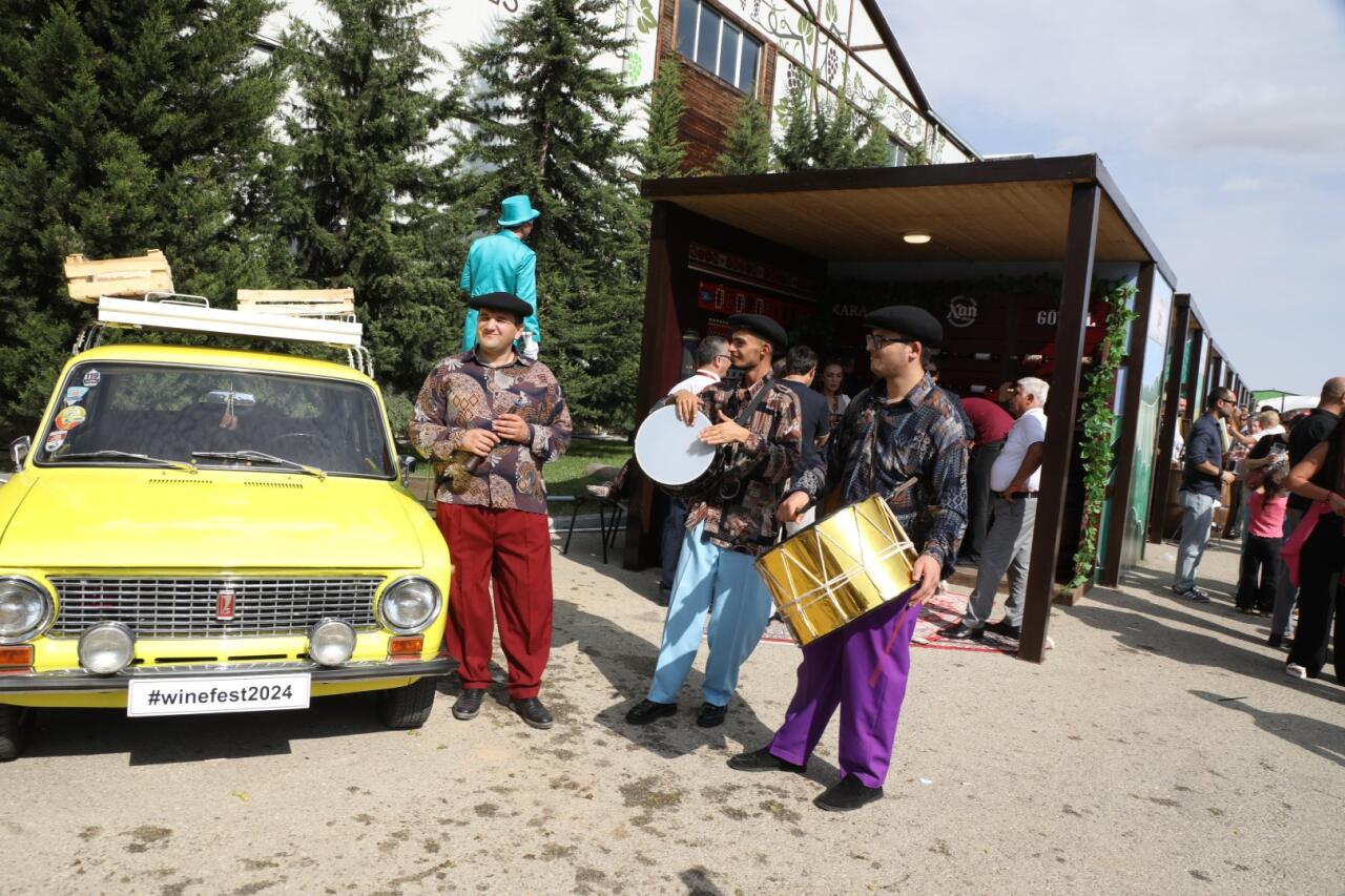 Фестиваль винограда и вина в Шамахы