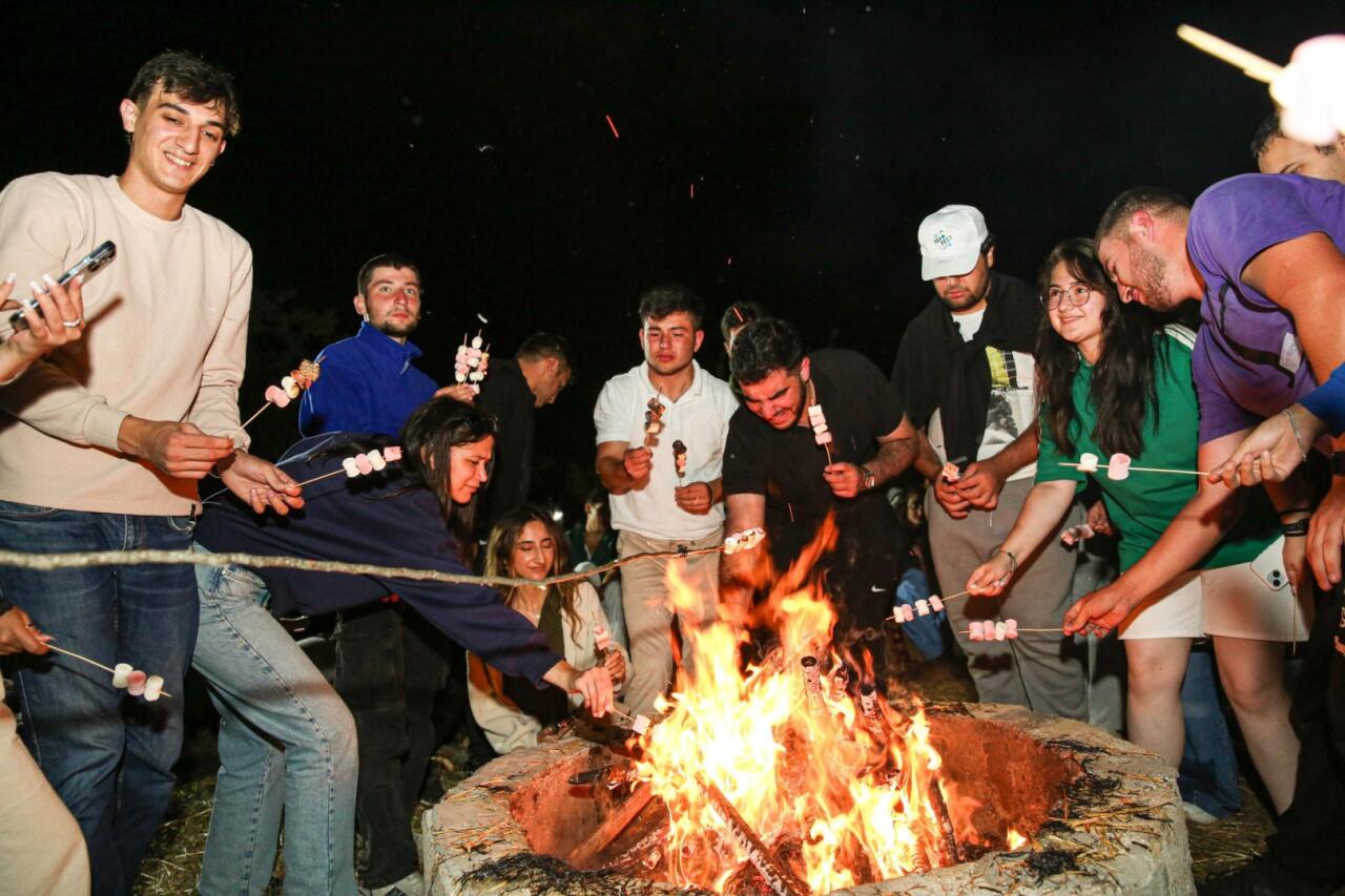 2000-dən çox gəncin iştirak etdiyi “Yay Fest” uğurla yekunlaşıb