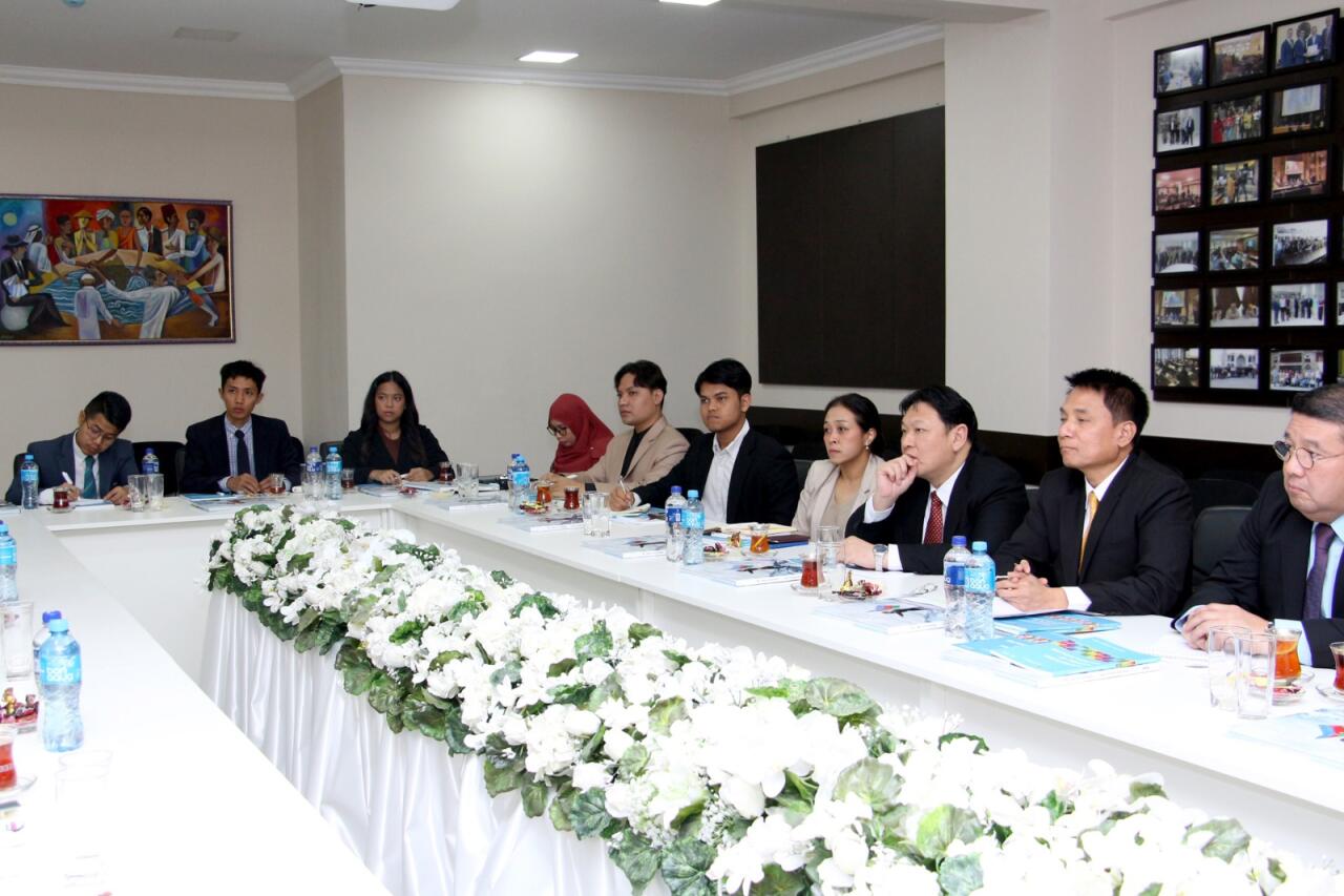 Tailand Krallığının XİN-in nümayəndə heyəti Multikulturalizm Mərkəzində olub