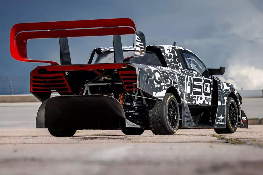 Ford показал безумный электрический пикап F-150 для Пайкс-Пик