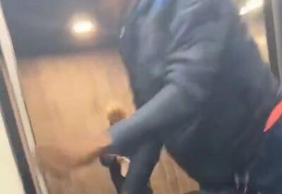 Драка во французском метро - ВИДЕО