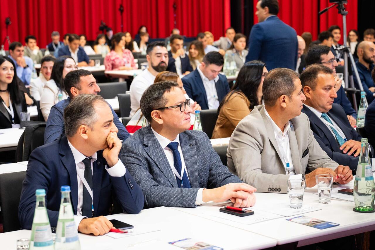 Almaniyada Yaşayan Azərbaycanlı Həkimlərin III Forumu keçirilir