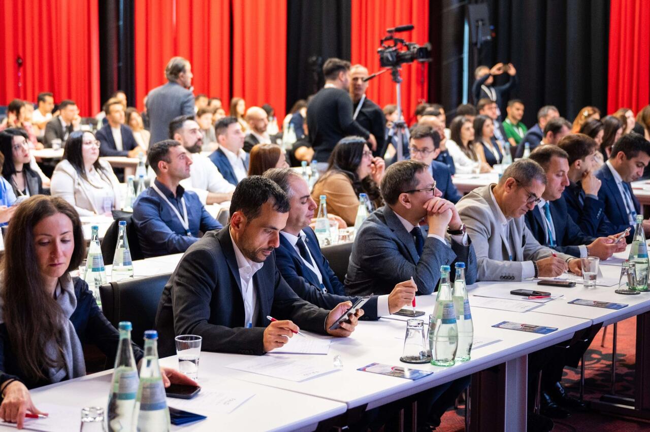 Almaniyada Yaşayan Azərbaycanlı Həkimlərin III Forumu keçirilir