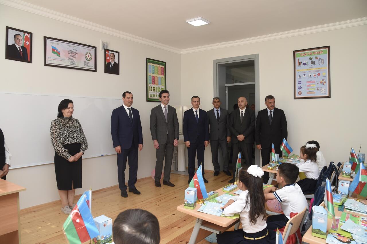 Şamaxının Bağırlı kəndində Heydər Əliyev Fondu tərəfindən inşa olunan yeni məktəb binası istifadəyə verilib