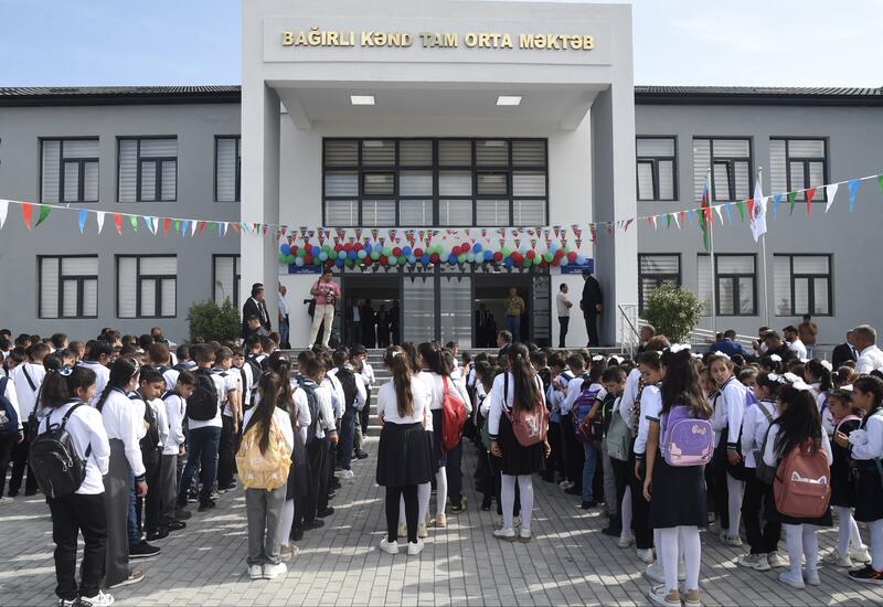 Şamaxının Bağırlı kəndində Heydər Əliyev Fondu tərəfindən inşa olunan yeni məktəb binası istifadəyə verilib