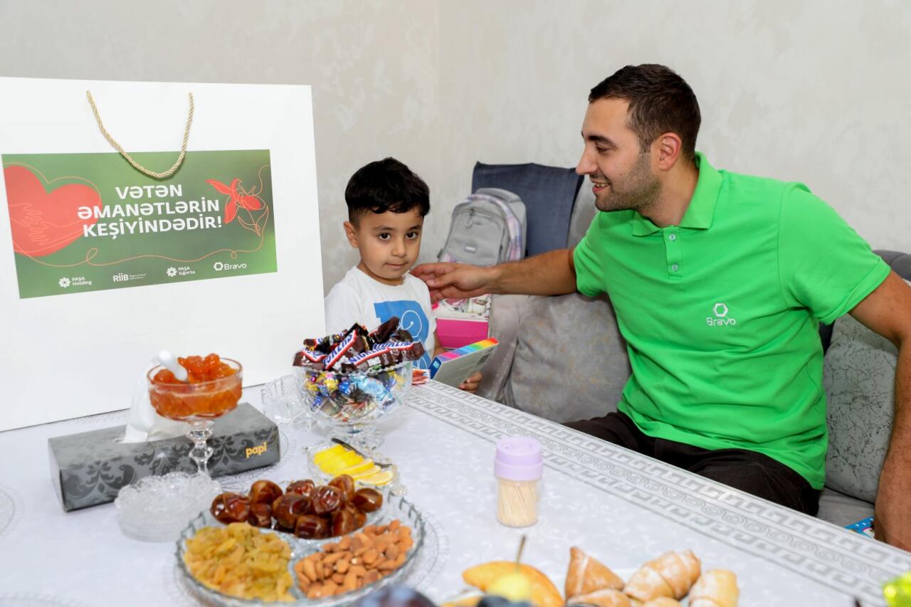 “PAŞA Holding” “Vətən əmanətlərin keşiyindədir” layihəsi çərçivəsində şəhid övladlarına məktəbli ləvazimatları təqdim edib