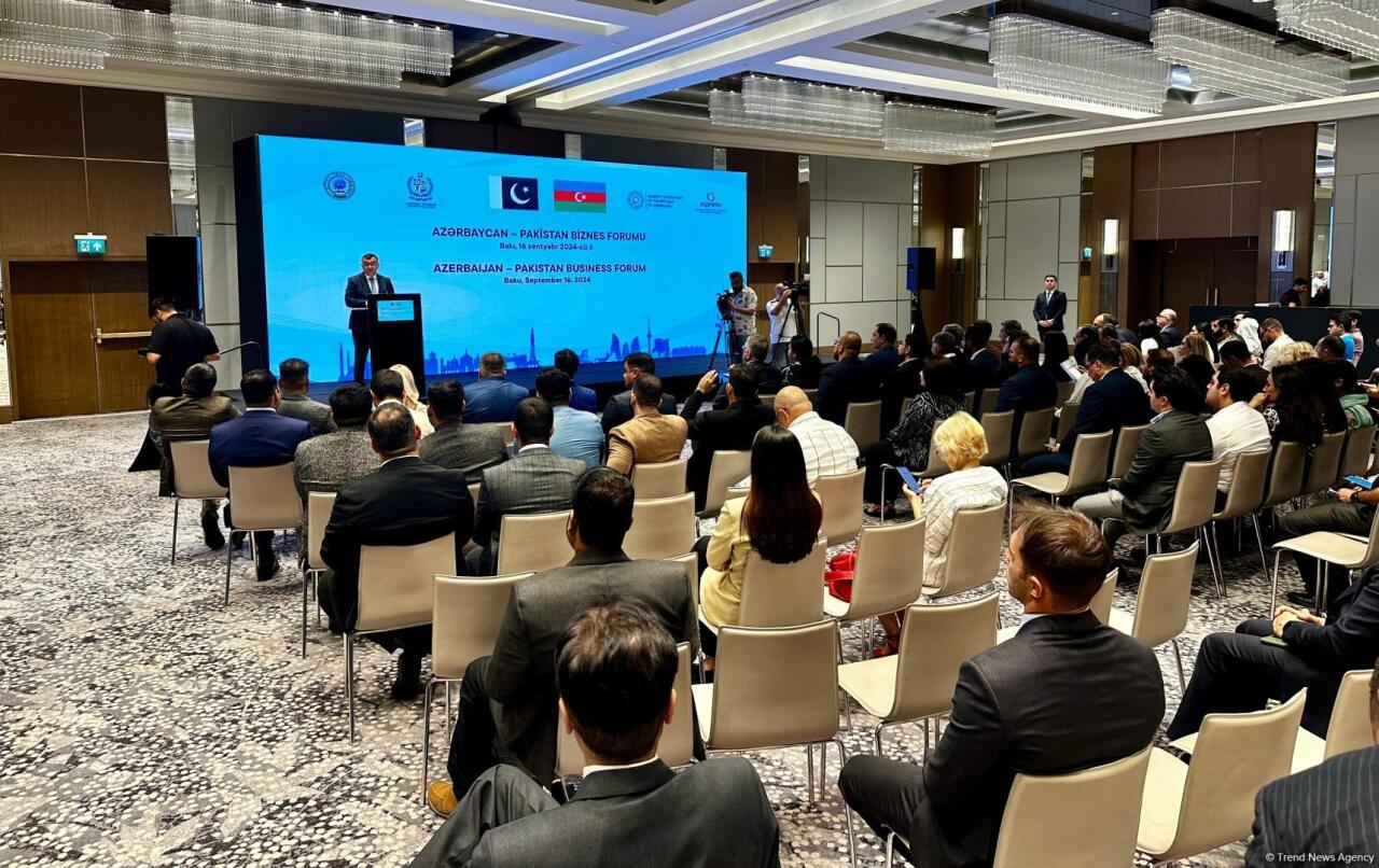 Азербайджано-пакистанский бизнес-форум в Баку