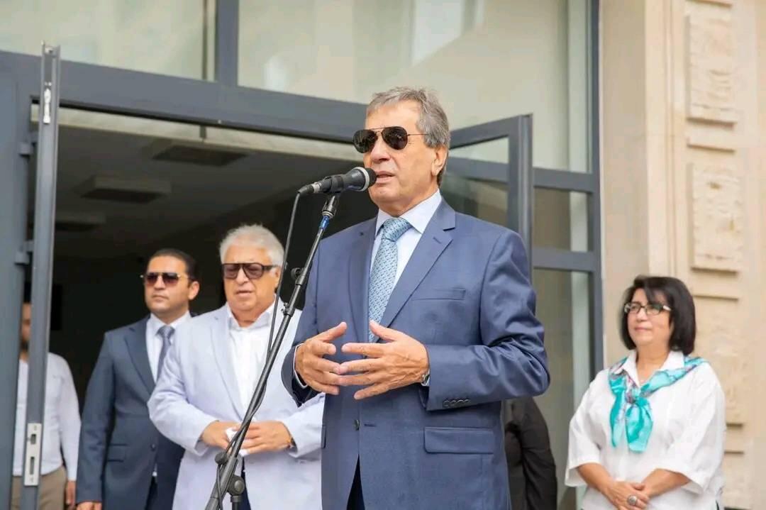 Праздник музыки перед Азербайджанской национальной консерваторией