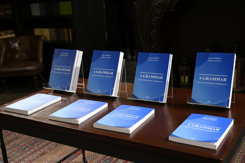 Heydər Əliyev Fondunun vitse-prezidenti Leyla Əliyeva və Bakı Media Mərkəzinin rəhbəri Arzu Əliyeva “A grammar of contemporary Azerbaijani” adlı dərs vəsaitinin təqdimatında iştirak ediblər
