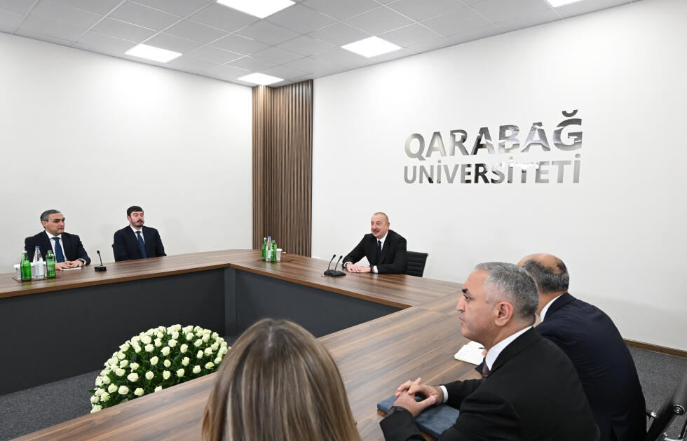 Президент Ильхам Алиев принял участие в открытии после ремонта Карабахского университета