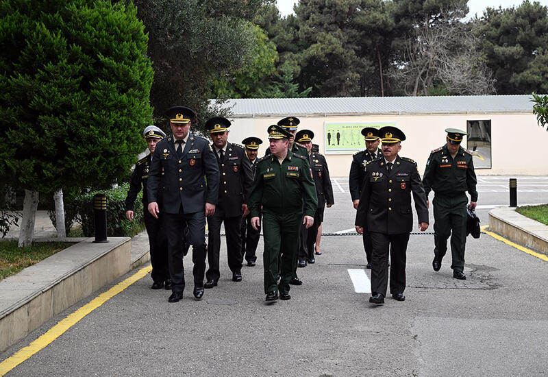 Azərbaycan və Rusiya arasında bir sıra məsələlər ətrafında fikir mübadiləsi aparılıb