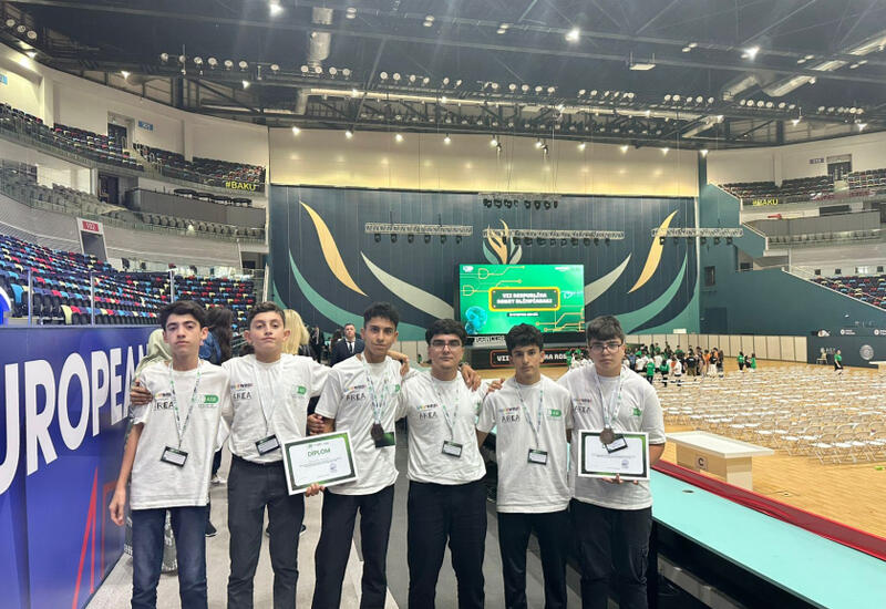 Naxçıvanlı şagirdlər VII Robot Olimpiadasında qalib olublar
