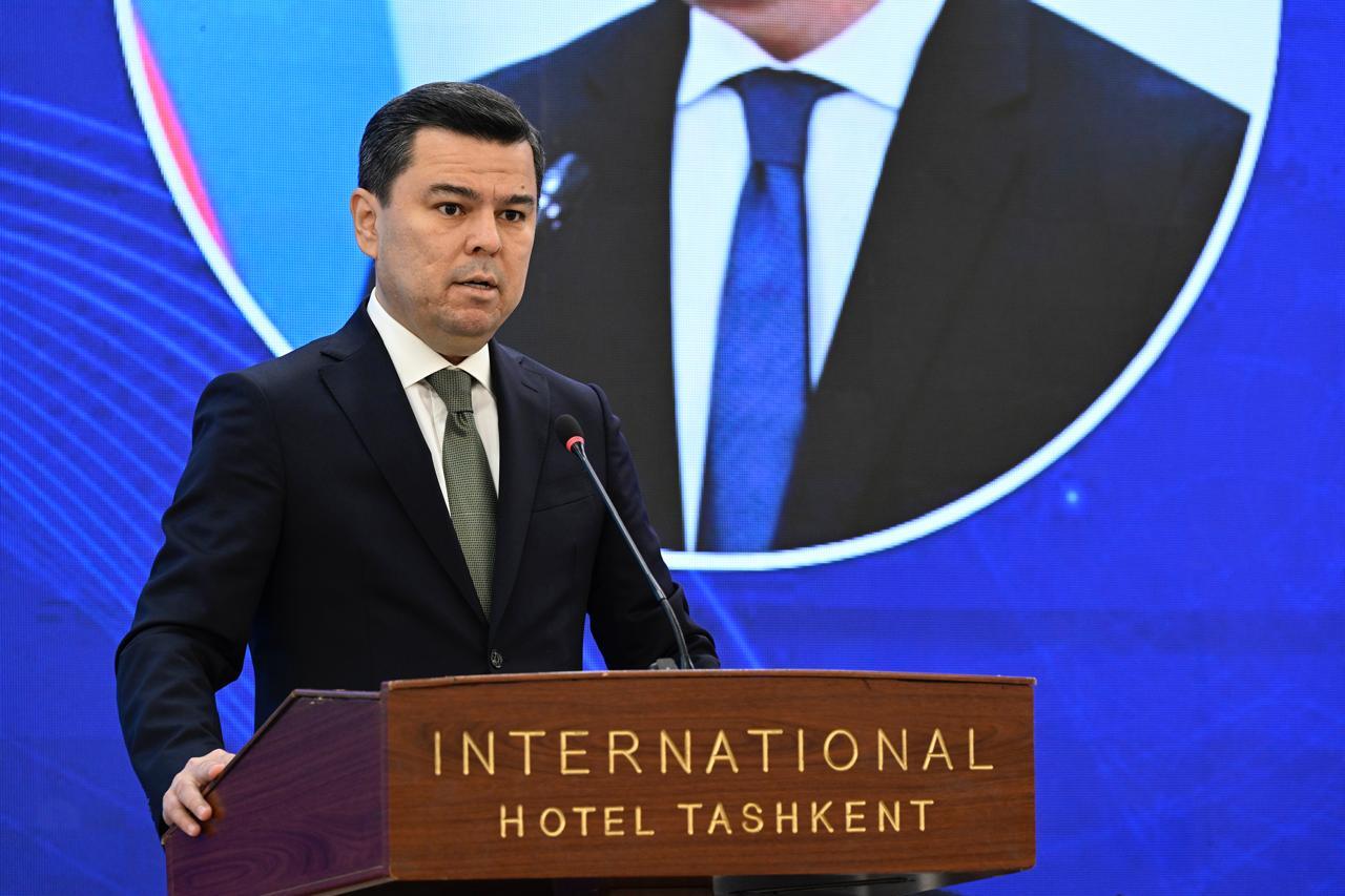 “Rəqəmsal dövrdə həqiqət axtarışında: dezinformasiyaya qarşı mübarizə” mövzusunda I Özbəkistan-Azərbaycan Media Forumu keçirilir