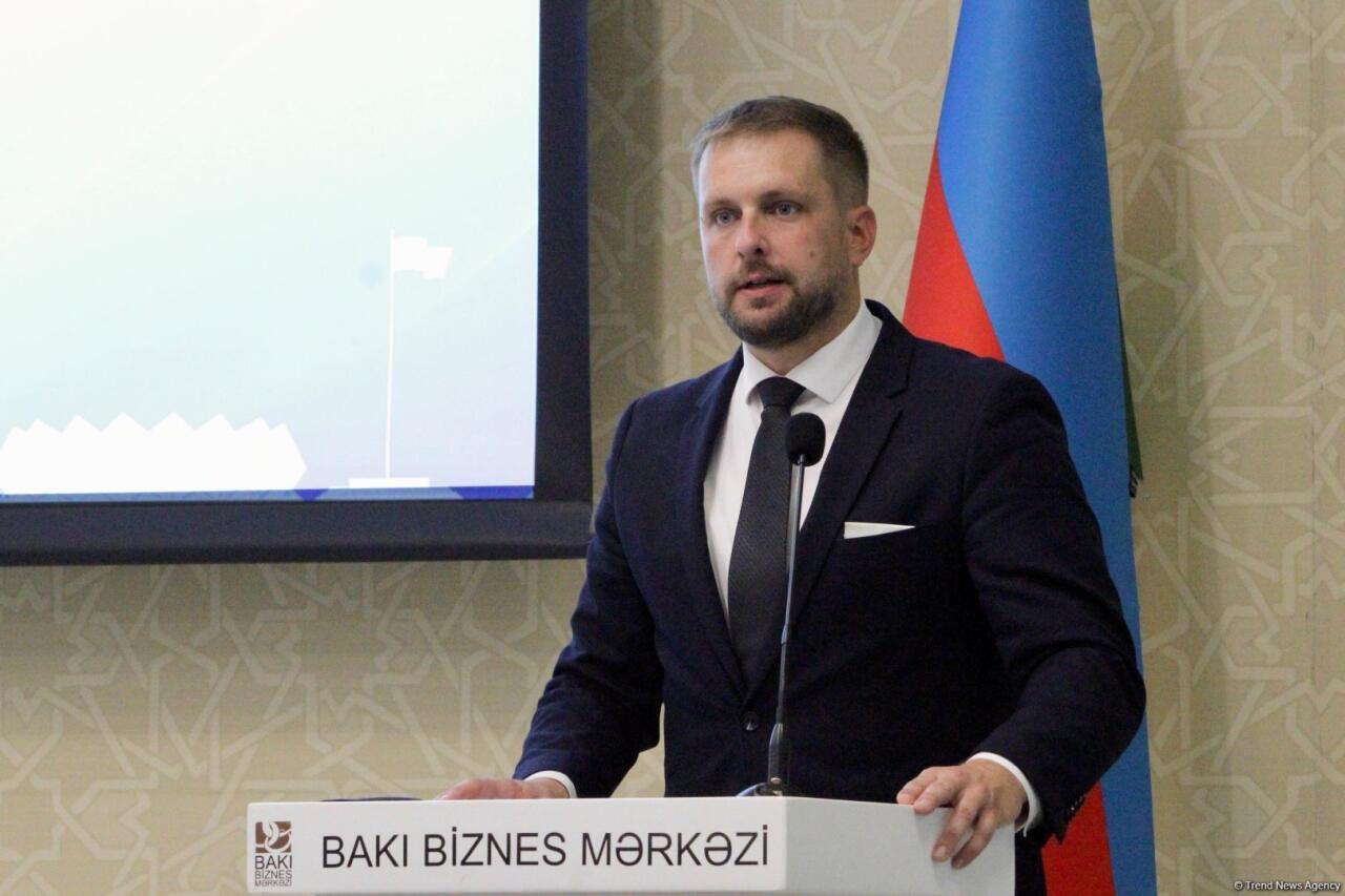Баку принял азербайджано-словацкий бизнес-форум