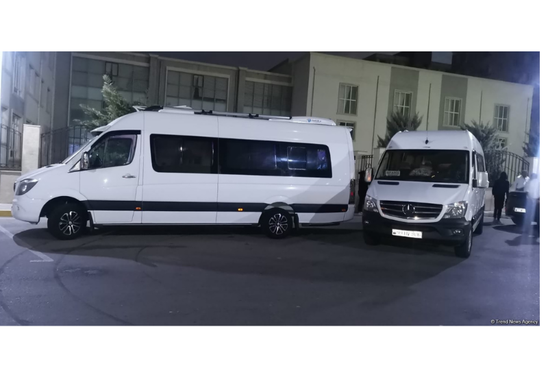 В Джебраил вернулась первая группа бывших вынужденных переселенцев