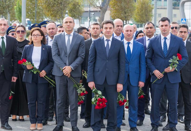 Руководство и коллектив AZAL почтили светлую память шехидов