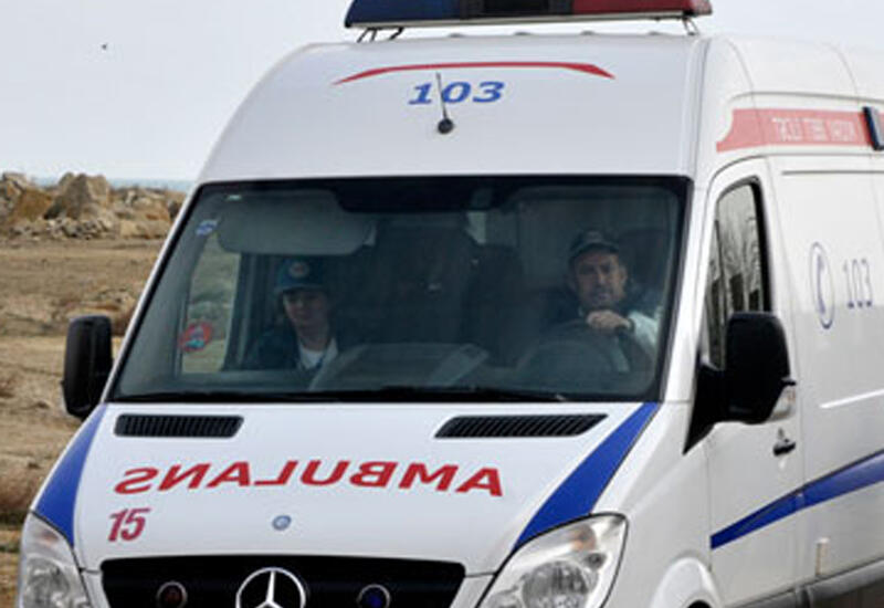 Ağcabədidə “Niva” mikroavtobusla toqquşdu: