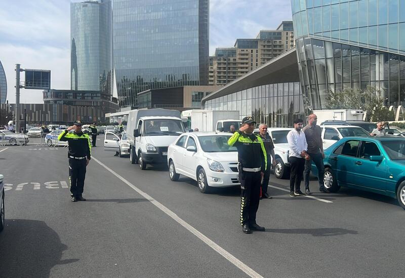 В Азербайджане минутой молчания почтили память шехидов Отечественной войны
