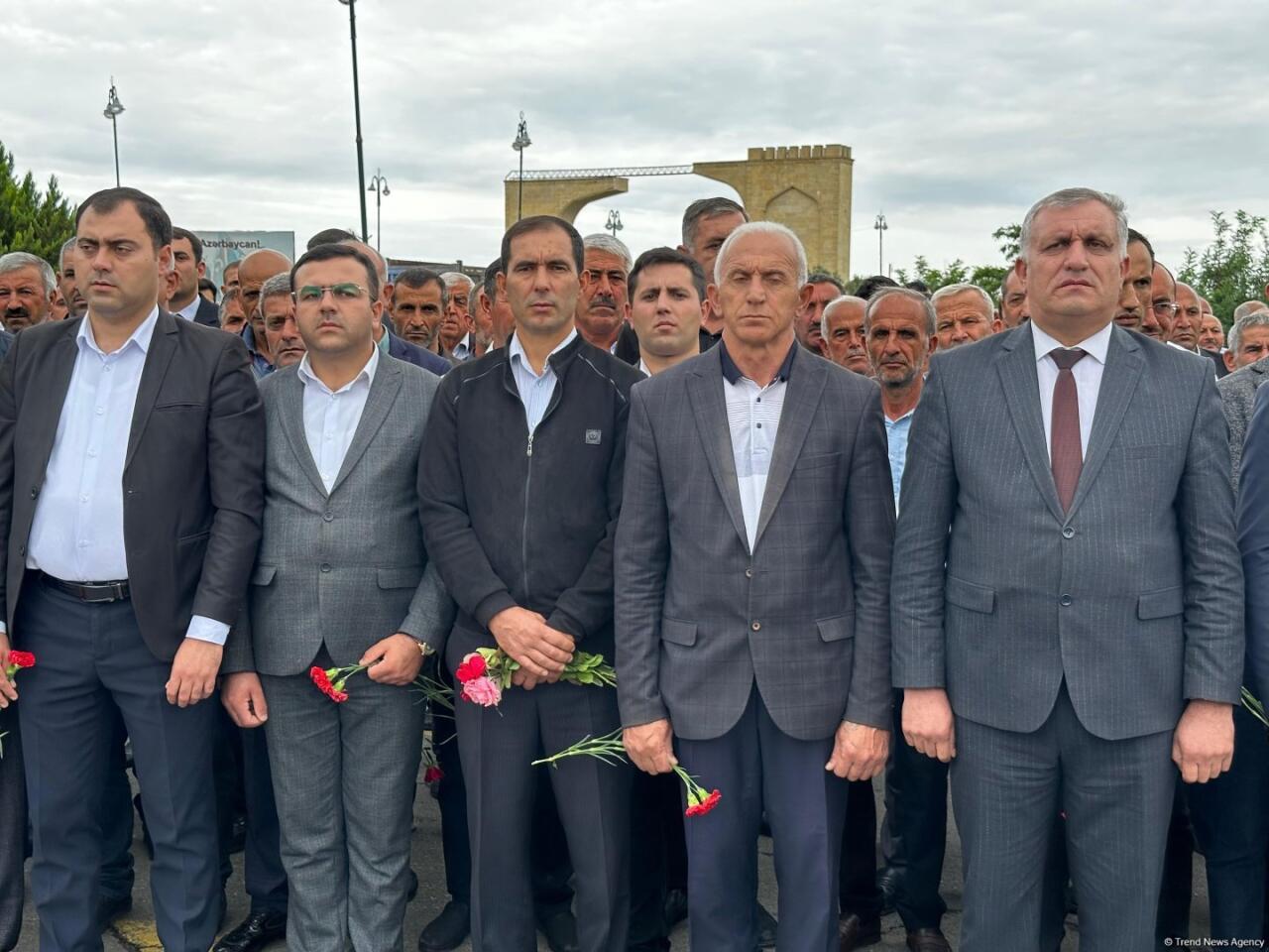 Жители Агдама чтят память шехидов Отечественной войны