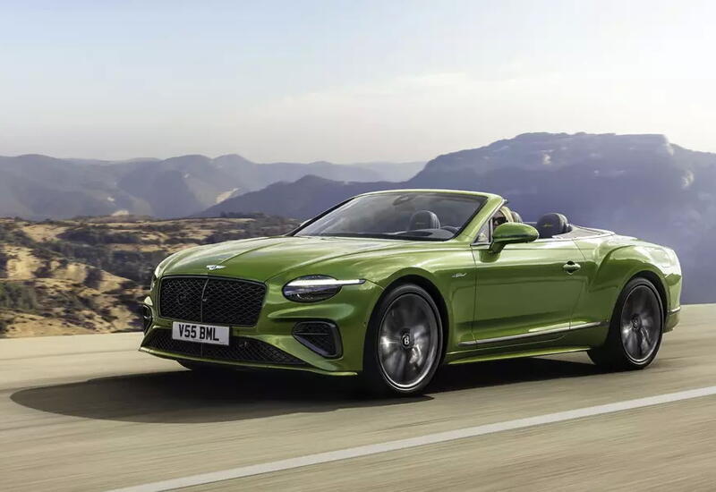Новый босс Bentley объяснил ставку на гибриды, а не электрокары