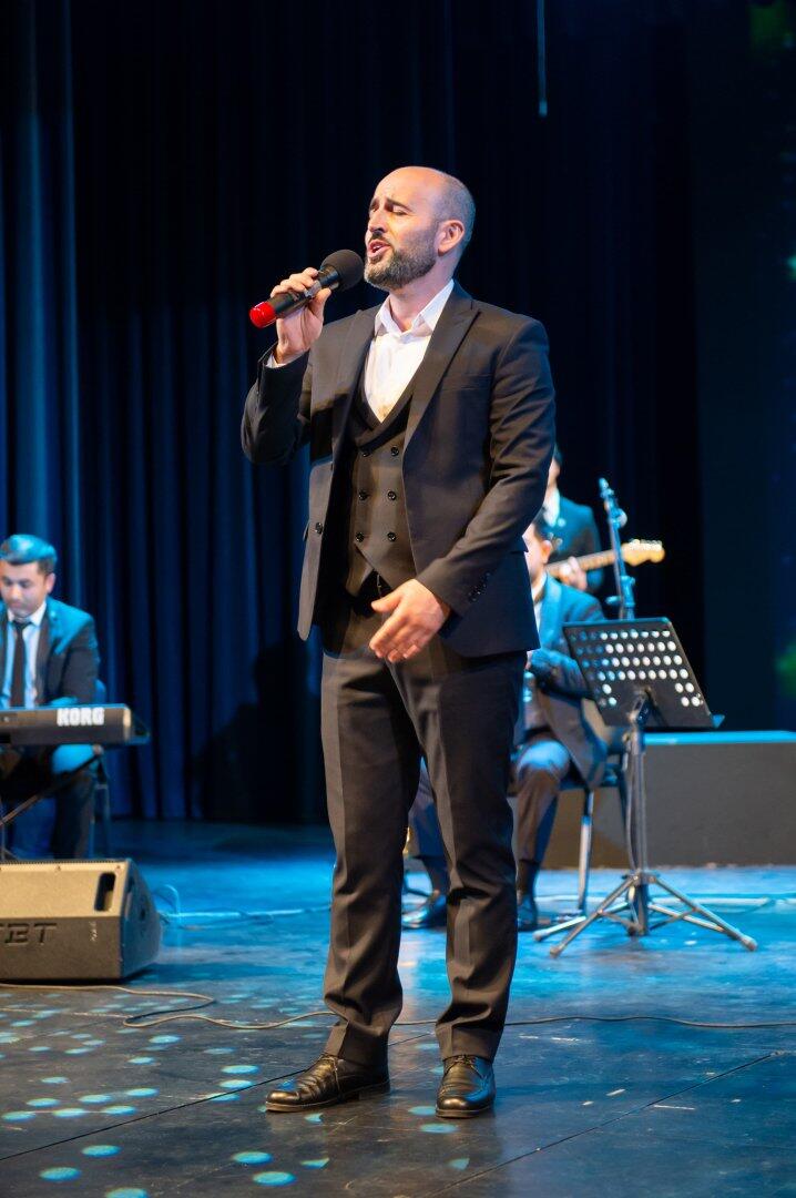 Gəncə Dövlət Filarmoniyasının solistləri Bakıda izdihamla qarşılanıb