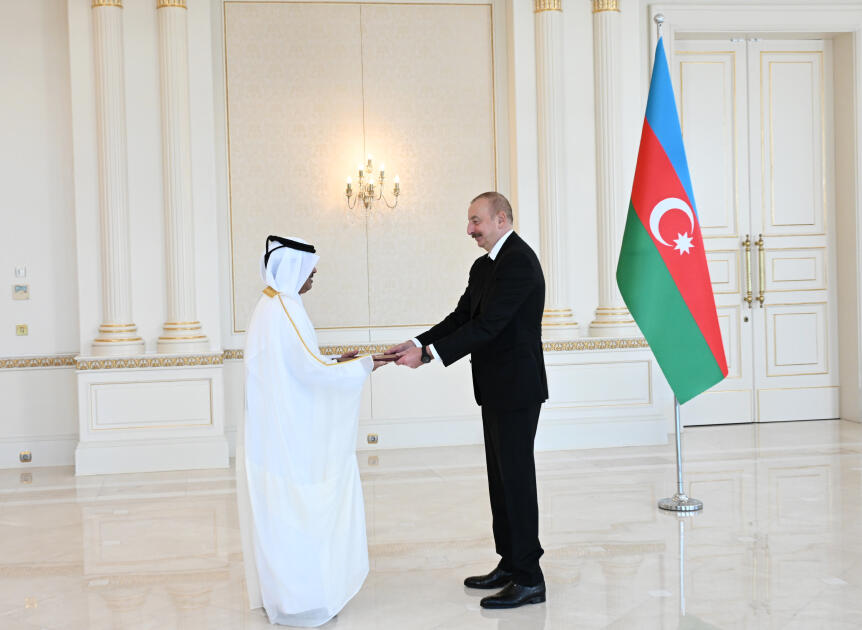Prezident İlham Əliyev Qətərin Azərbaycanda yeni təyin olunmuş səfirinin etimadnaməsini qəbul edib