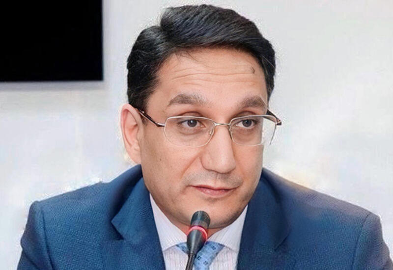 Mayis Əliyevi kresloya bağlayıb pulunu aparana