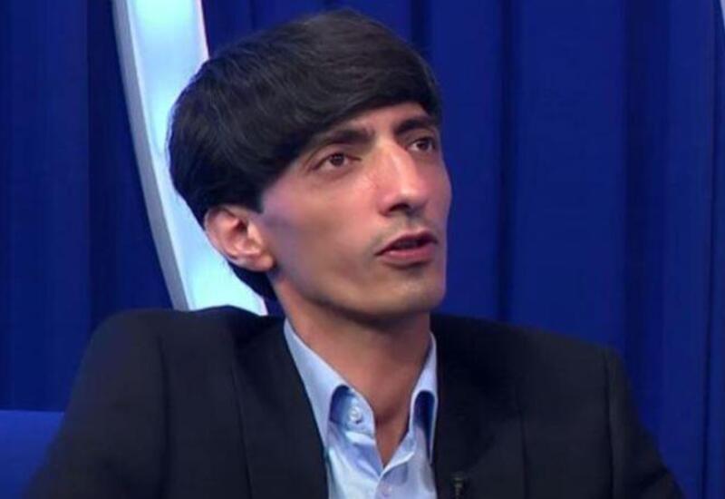 Balaəli bu məşhurun oğlunun cibini dollarla doldurdu