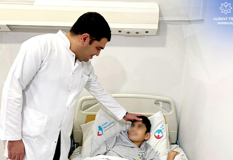 Dördüncü mərtəbədən yıxılan azyaşlı xilas edildi