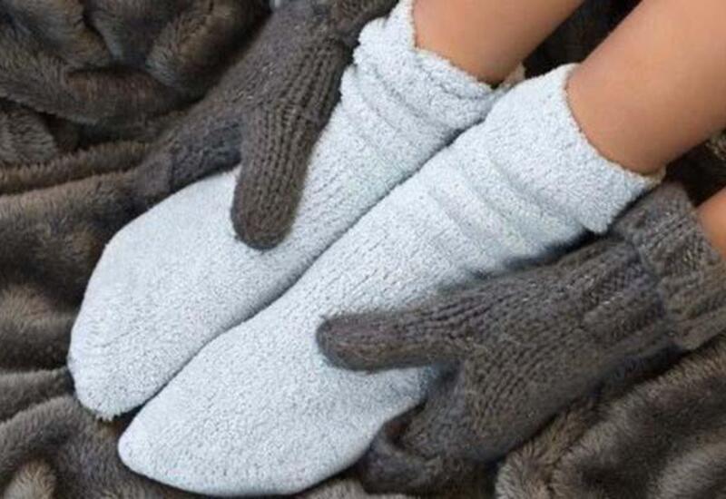 Əl və ayaqlar buna görə soyuyur