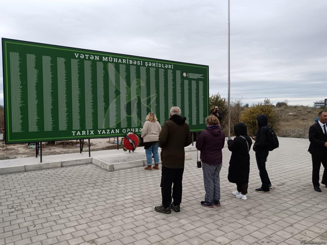 Иностранные путешественники побывали в Агдаме