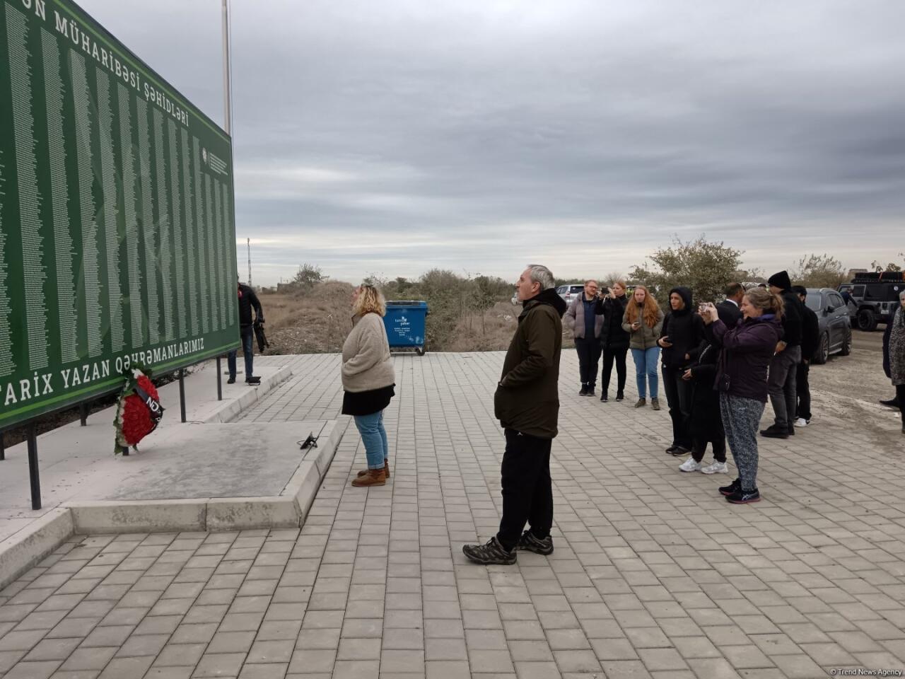 Иностранные путешественники побывали в Агдаме
