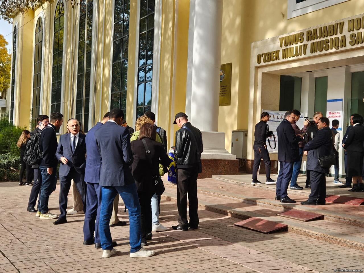 Голосование на выборах в Узбекистане прошло активно