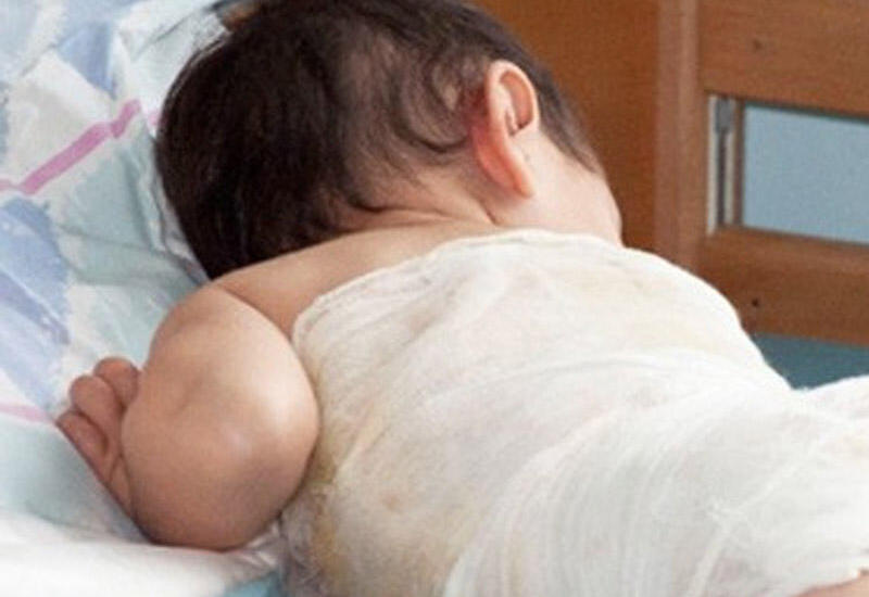 Azərbaycanda yeni doğulan körpə