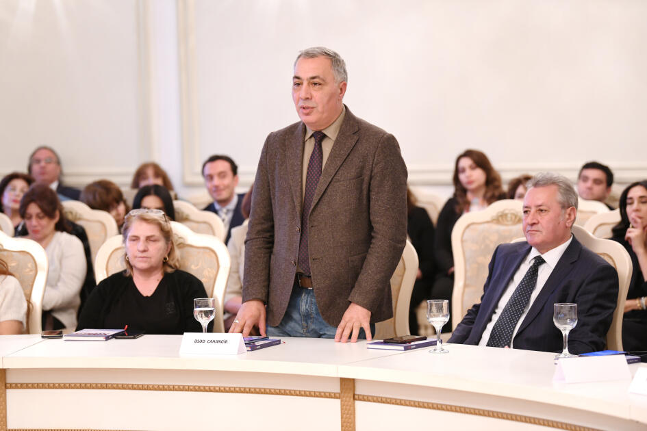 "Небо без границ": Из выступления народного писателя Азербайджана Эльмиры Ахундовой на презентации сборника Гюнель Анаргызы