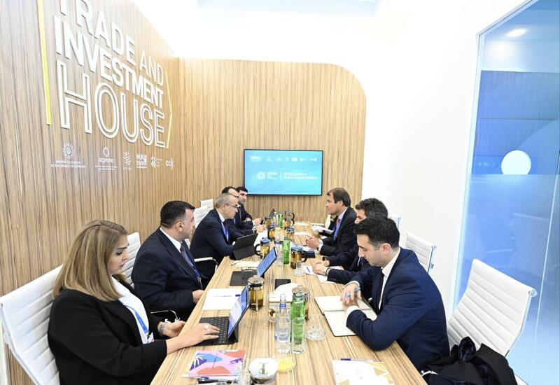 Микаил Джаббаров на переговорах с вице-президентом ЕБРР