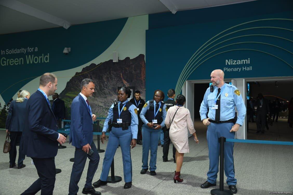 Фоторепортаж с COP29 в Баку