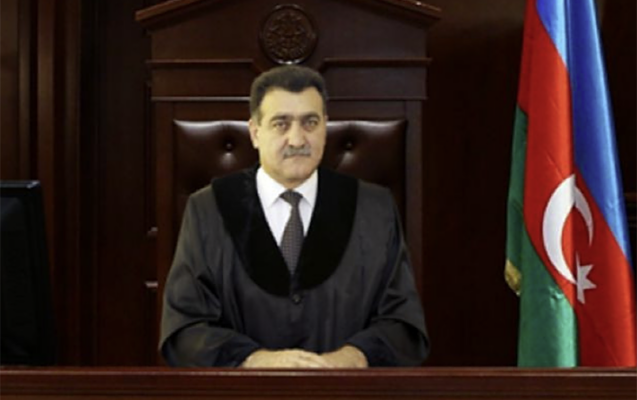 Siyavuş Hacıyev AMEA-nın həyətindəki stadionda ölübmüş