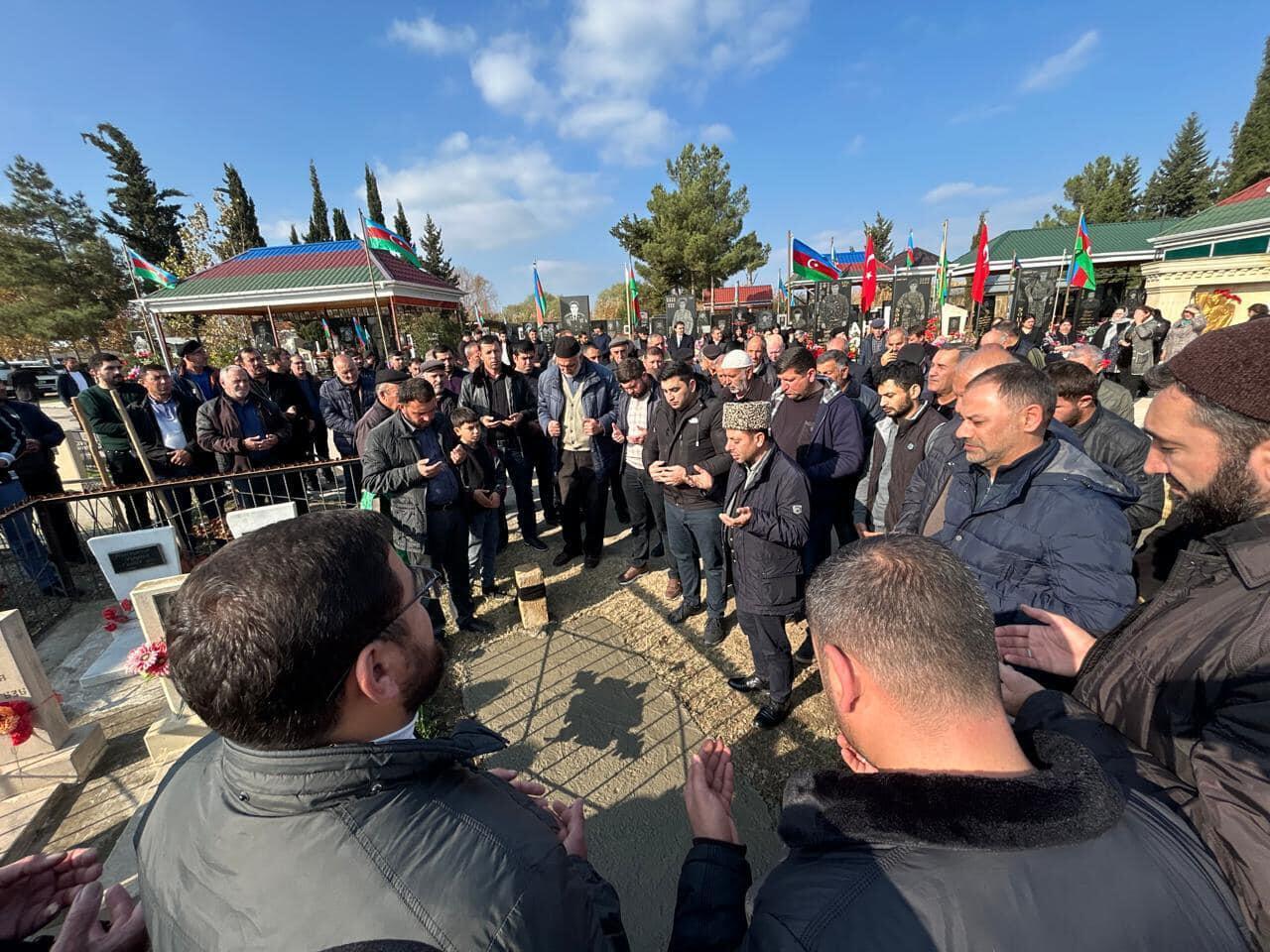 Şəhid Siyahim Dəmirovun atası vəfat etdi