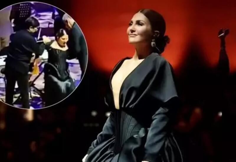 Sibel Can səhnədə yıxıldı